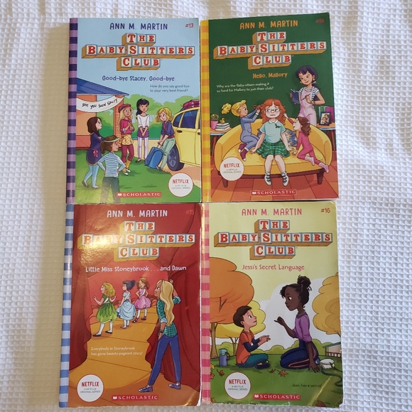 COPY 16 x The Baby-Sitters Club Chapter Books #1-16 By Ann Martin Netflix Series - Picture 8 of 9